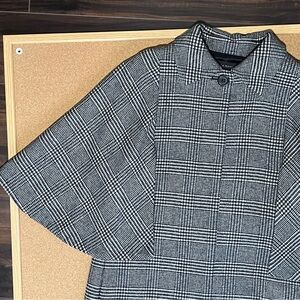 Zara Wool blend plaid cape coat - Size medium